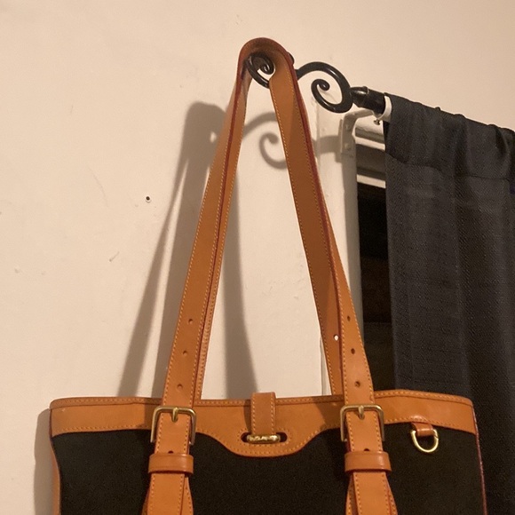 Dooney & Bourke tote - Picture 9 of 10